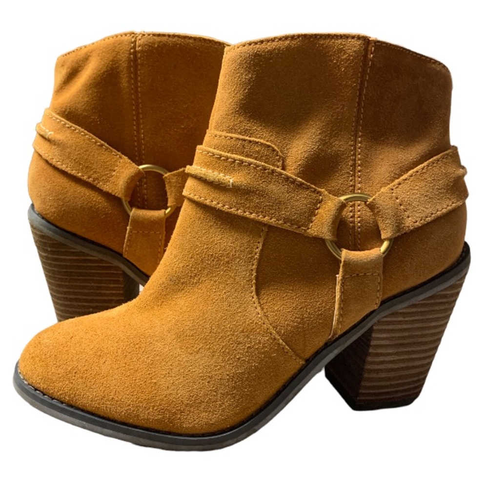 New Women Kelsi Dagger Brooklyn
Suede Joona Ankle Boots Sz 6.5